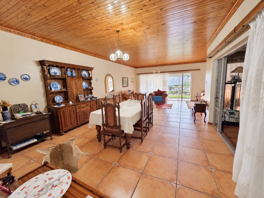 4 Bedroom Property for Sale in Wilkoppies North West